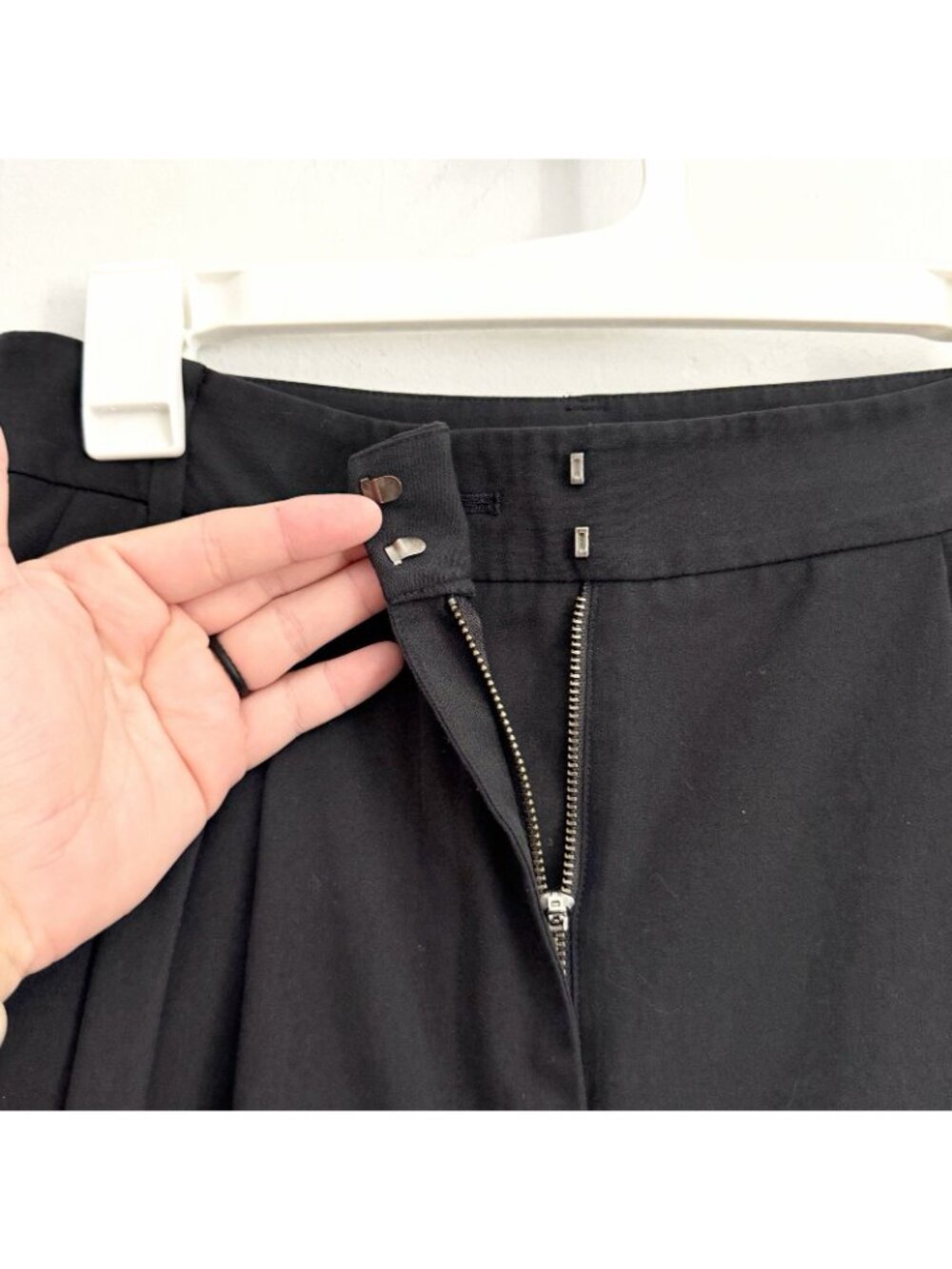 Tibi Black Wide Leg Edith Pleated Stella Culotte Trousers Cropped Women’s Size 4 - Picture 5 of 9